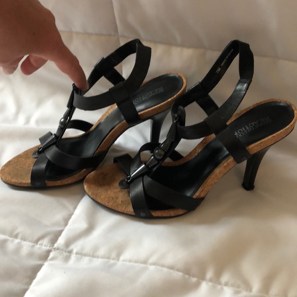 Kenneth Cole Reaction Black strappy open toe heels